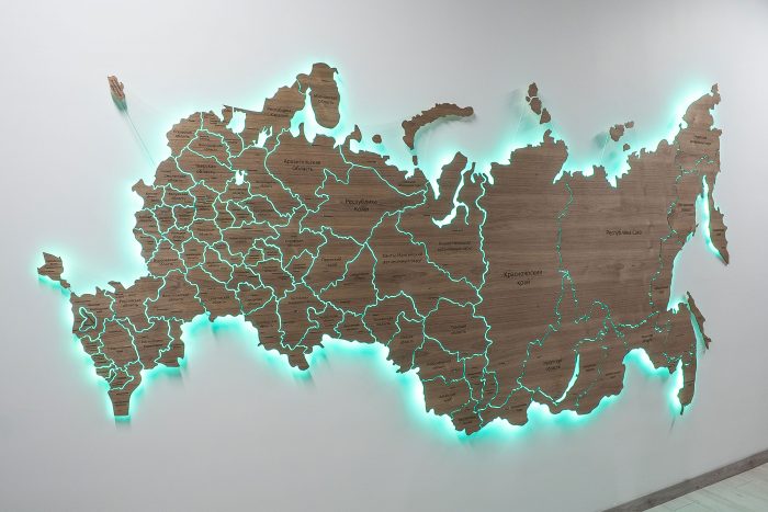 Большая деревянная карта России 3700х1990мм серии Elite из ореха американского