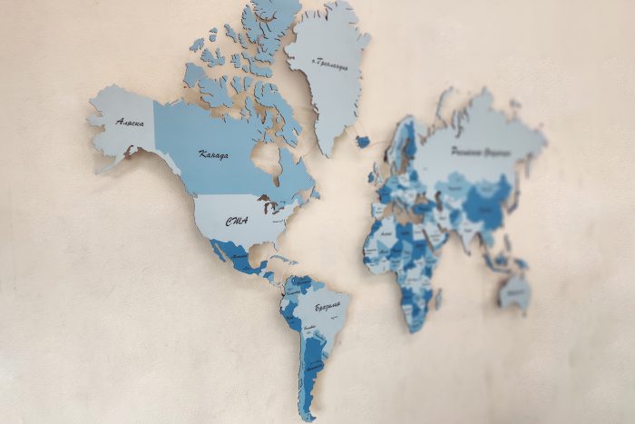 Настенная карта мира из МДФ (синяя)