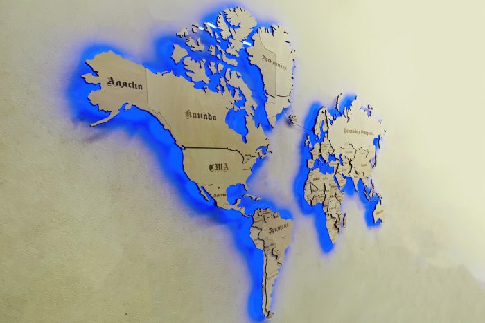 Многоуровневая карта мира из фанеры